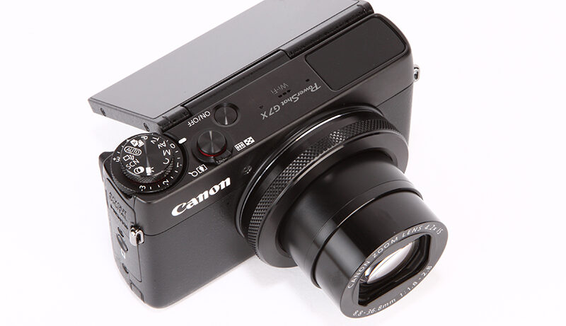 Canon PowerShot G7 X product shot 6