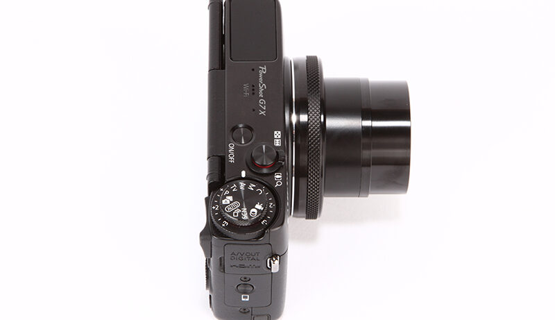 Canon PowerShot G7 X product shot 7