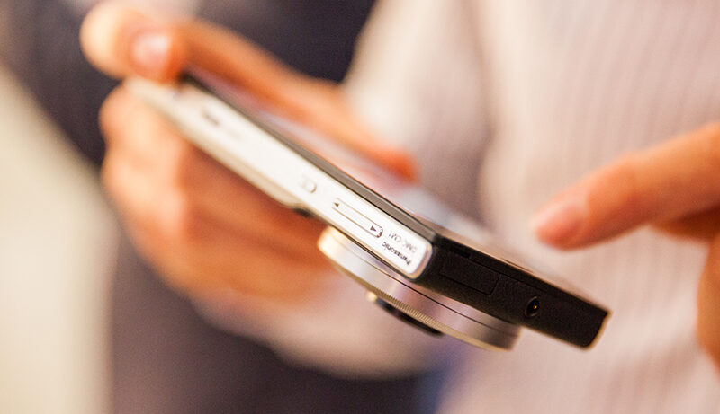 Panasonic Lumix CM1 hands-on