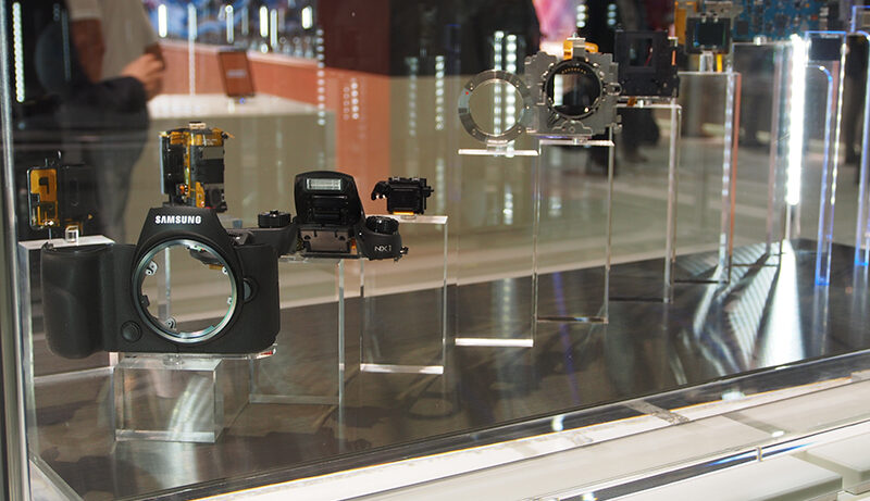 Samsung NX1 hands-on product shot