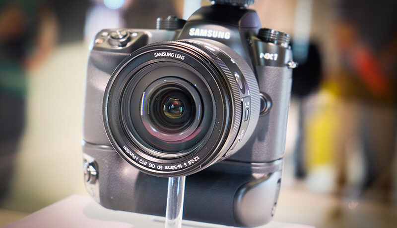 Samsung NX1 hands-on product shot