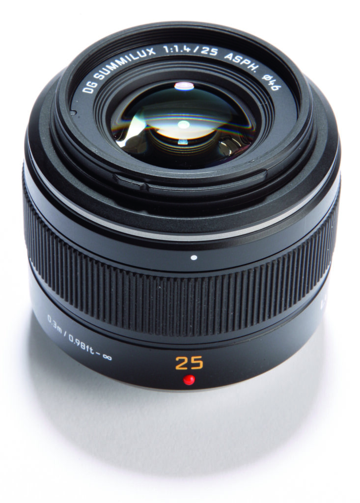 Panasonic Leica DG Summilux 25mm f/1.4 ASPH Review - What Digital