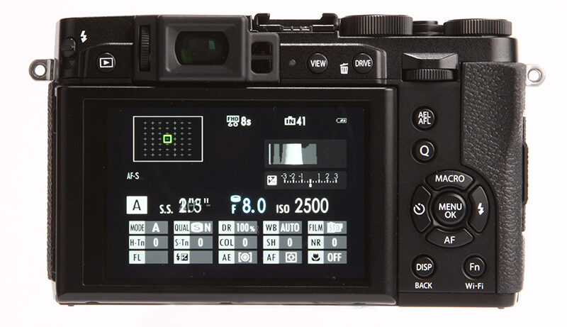 Fujifilm X30 product shot 13