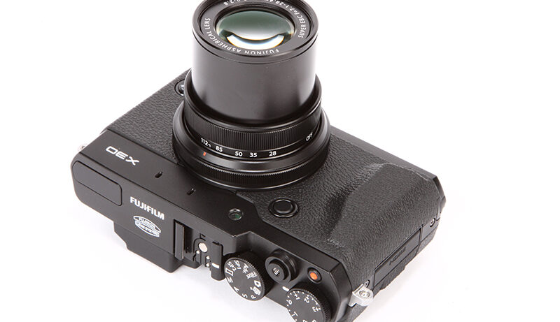 Fujifilm X30 product shot 6