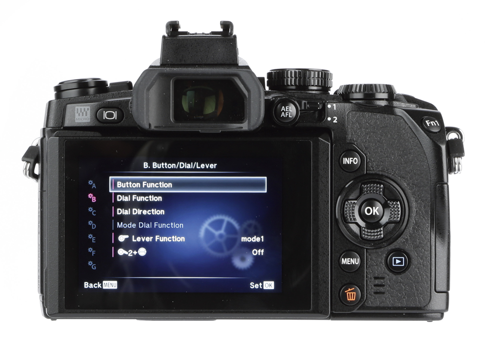 Olympus-OM-D-E-M1-back