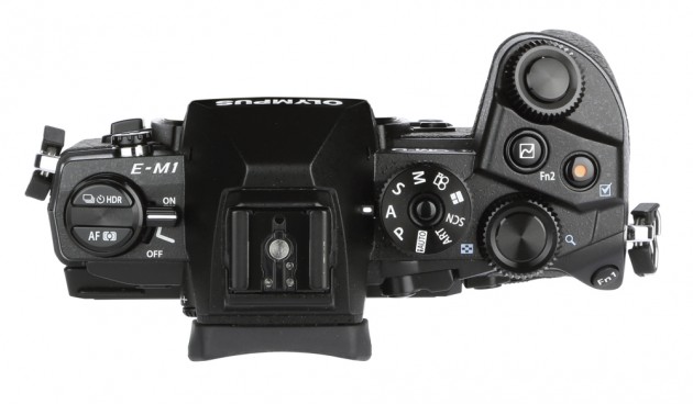 Olympus-OM-D-E-M1-top