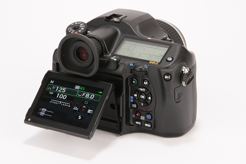 Pentax 645Z product shot 12