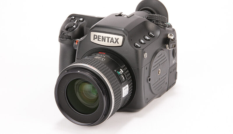 Pentax 645Z product shot 13