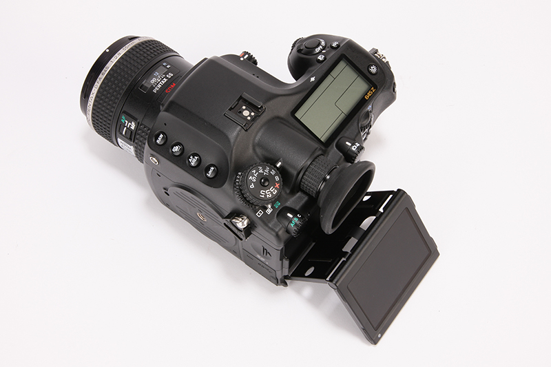 Pentax 645Z product shot 4