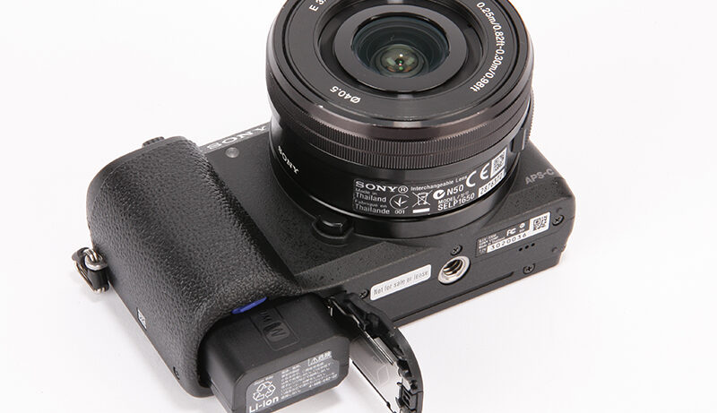 Sony Alpha 5100 product shot