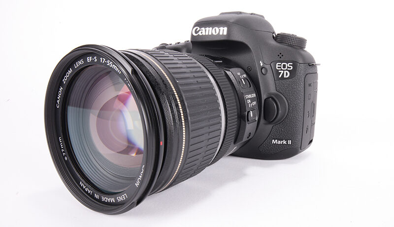 Canon EOS 7D Mark II product shot 1