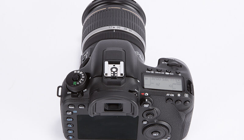 Canon EOS 7D Mark II product shot 4