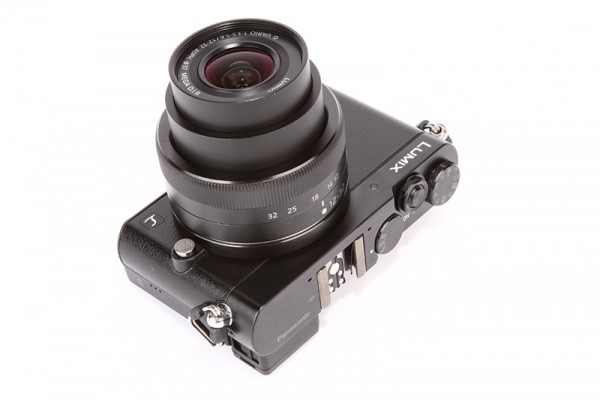 Panasonic Lumix GM5 Review - top down angled