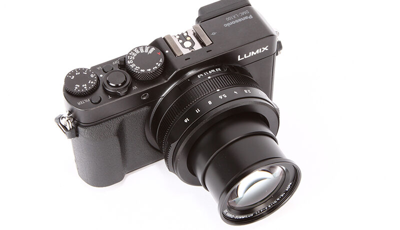 Panasonic Lumix LX100 product shot 4