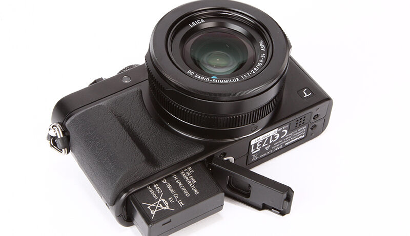 Panasonic Lumix LX100 product shot 5