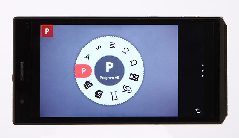Panasonic Lumix CM1 product shot 5