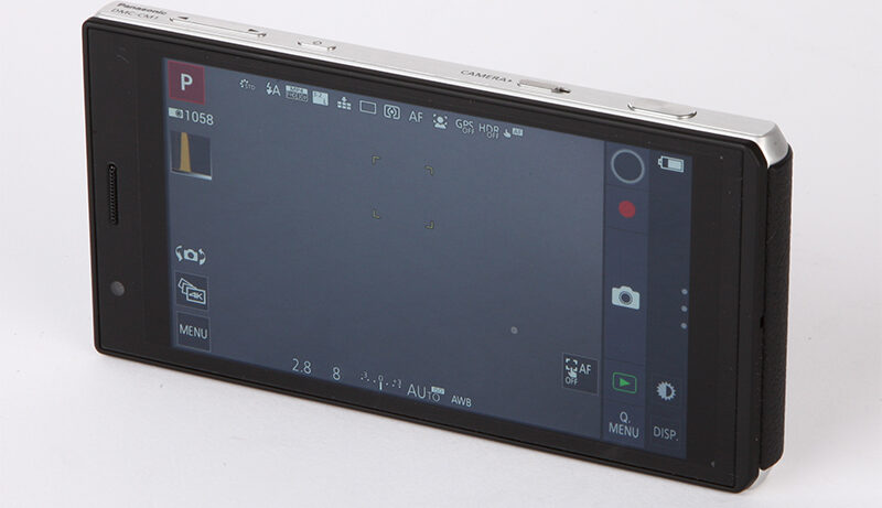 Panasonic Lumix CM1 product shot 6