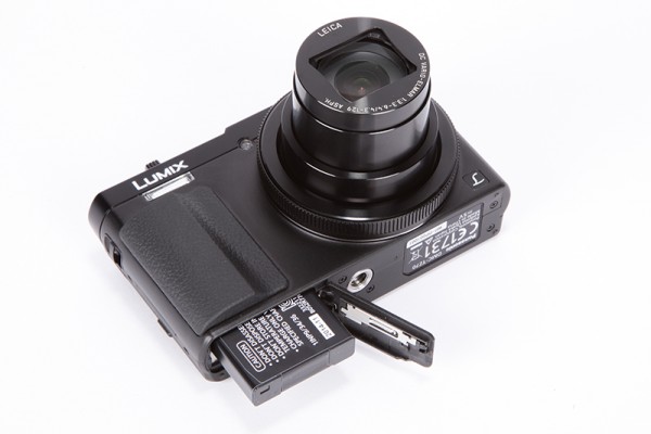 Panasonic Lumix TZ70 product shot 3