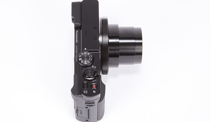 Panasonic Lumix TZ70 product shot 4