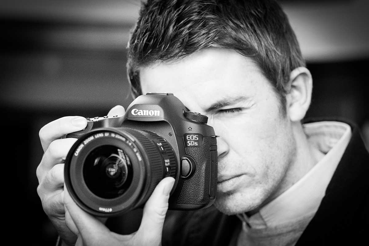 Shutter action is smoother and faster than that of previous 5D cameras