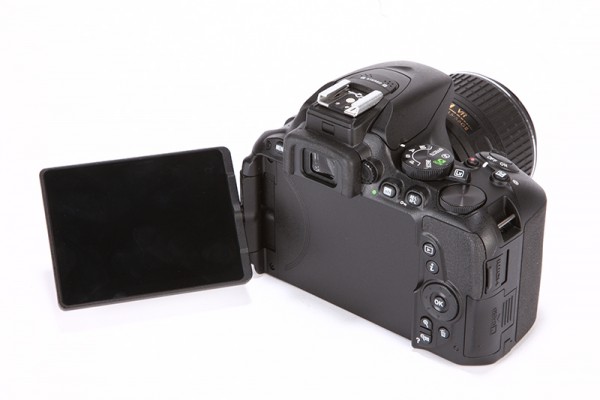 Nikon D5500 Review - rear angled