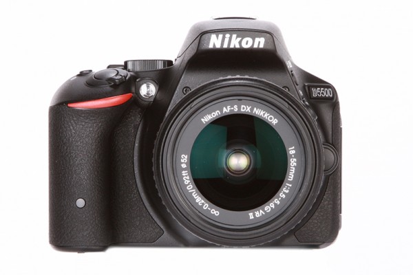 Nikon-D5500-product-shot-15