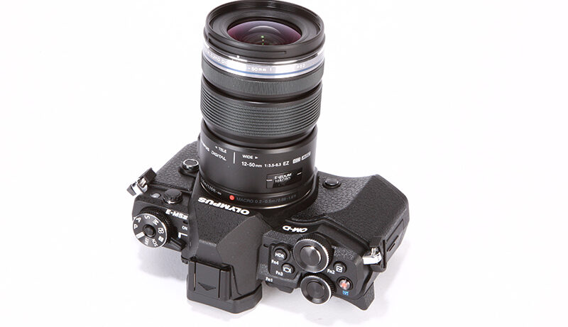 Olympus OM-D E-M5-II product shot 11