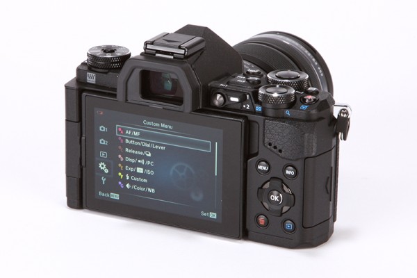 Olympus OM-D E-M5 Mark II Review - rear angled