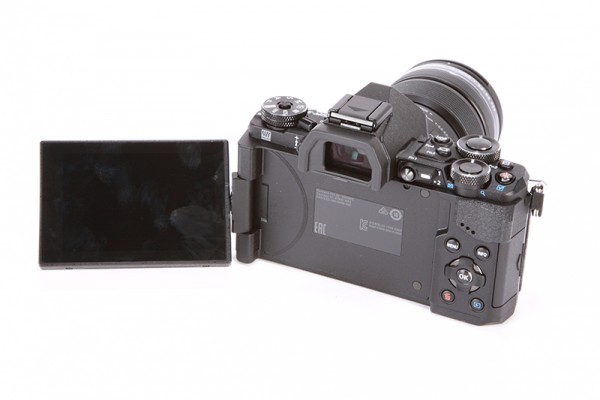 Olympus OM-D E-M5 Mark II Review - rear screen angled