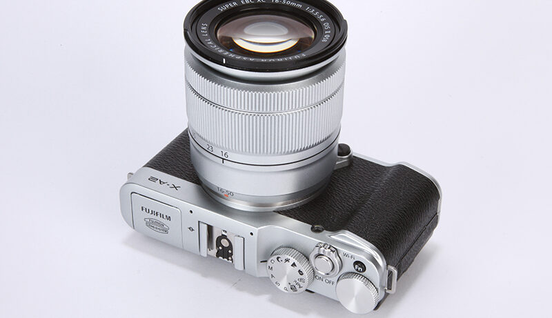 Fujifilm X-A2 product shot 3