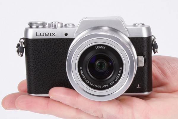 Panasonic Lumix GF7 Review - product shot 1