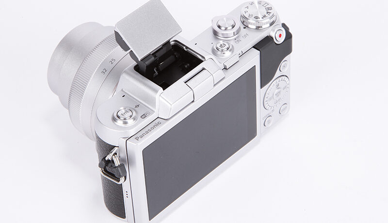 Panasonic Lumix GF7 product shot 6