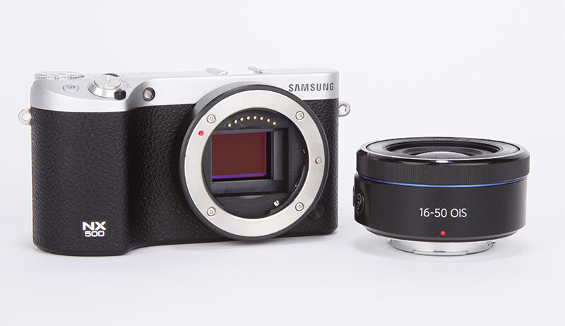 Samsung NX500 product shot 12