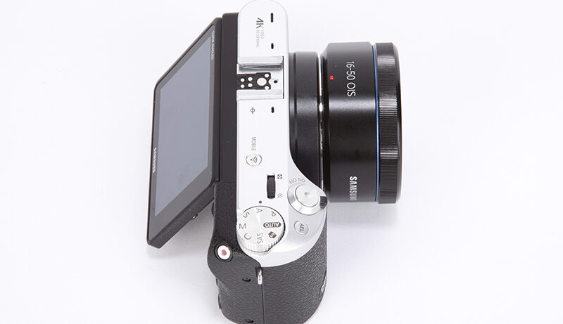 Samsung NX500 product shot 14