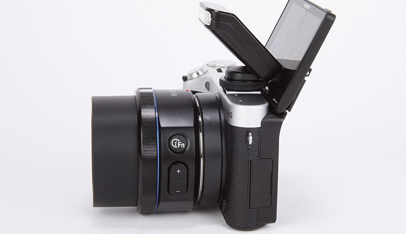 Samsung NX500 product shot 5