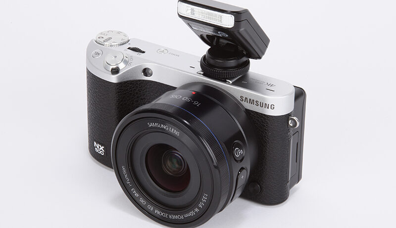 Samsung NX500 product shot 6
