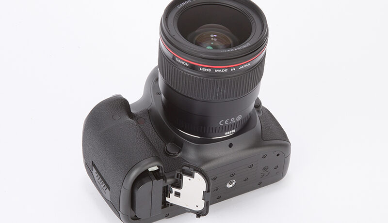 Canon EOS 5DS R product shot 2