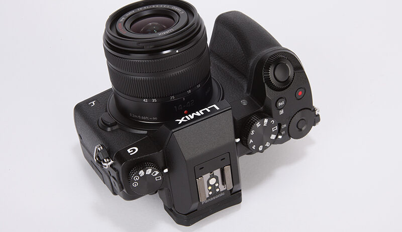 Panasonic Lumix G7 product shot 3