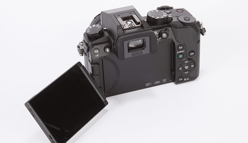 Panasonic Lumix G7 product shot 8