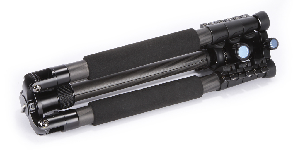 compact tripod