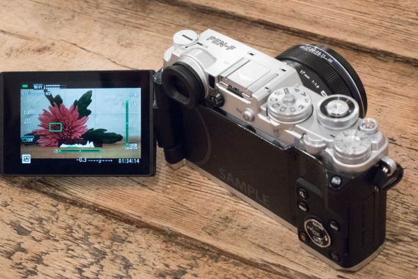 The 3" touchcreen is fully articulated