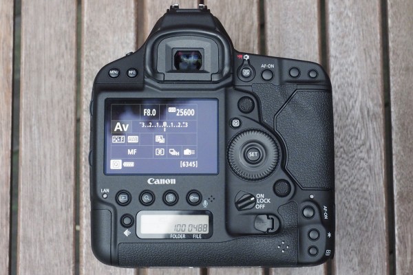 The back of the camera is almost identical to before, but the screen is now touch-sensitive