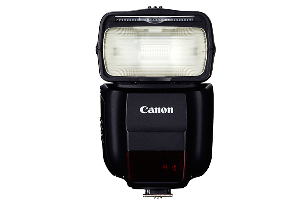 Flashguns and flash accessories