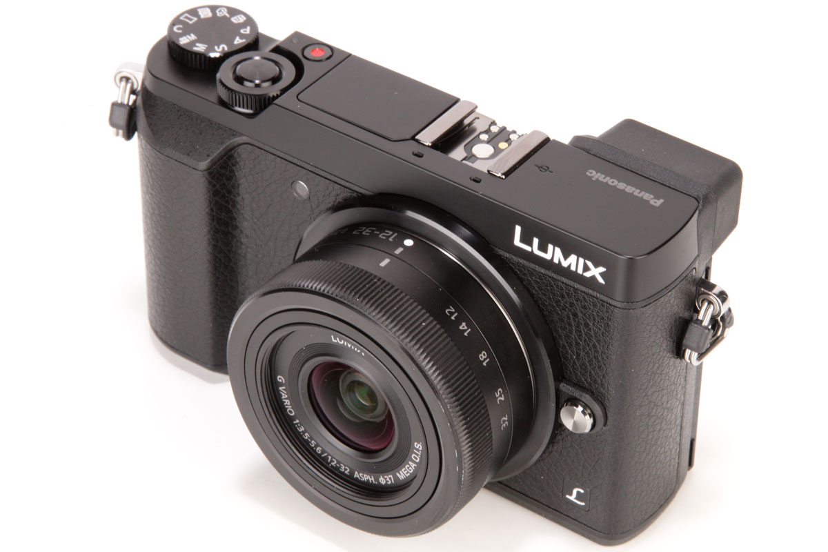 Panasonic's 12-32mm (24-64mm equivalent) kit zoom retracts to a very compact size