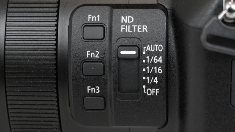Panasonic FZ2000 lens controls