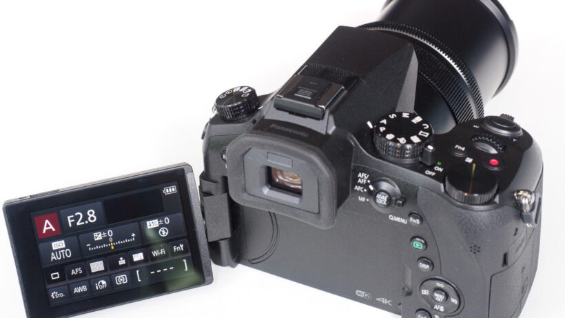 Panasonic Lumix DMC-FZ2000