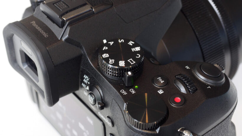 Panasonic FZ2000 controls