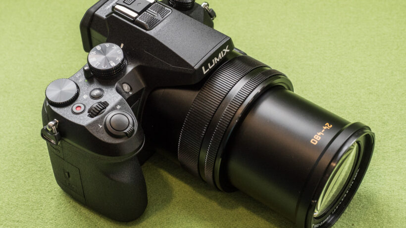 Panasonic Lumix DMC-FZ2000