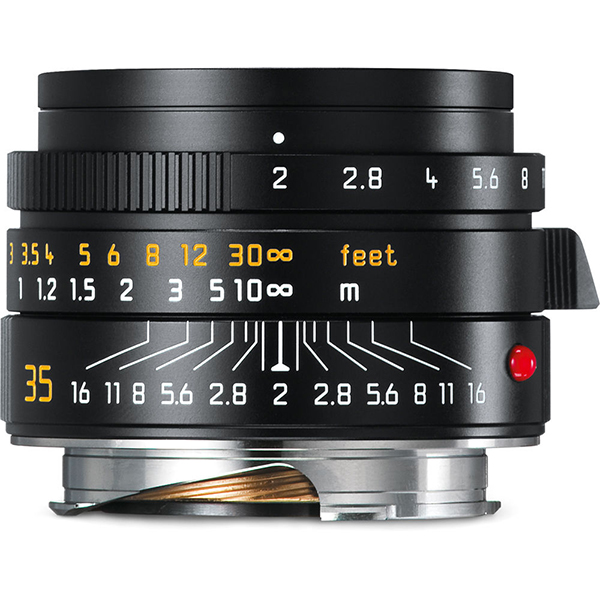 The Summicron-M 35mm is nicely compact