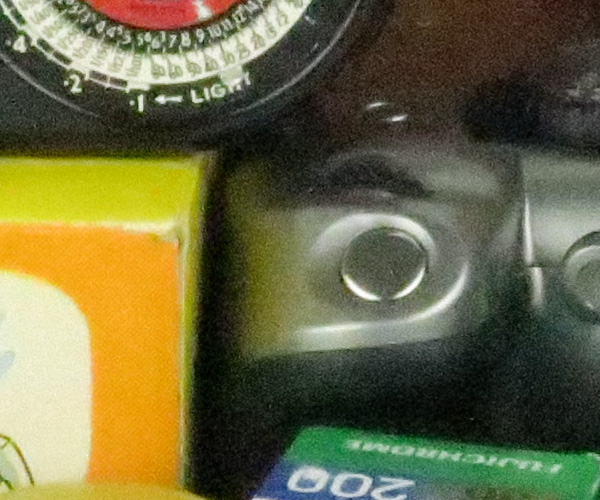 RAW ISO 12,800